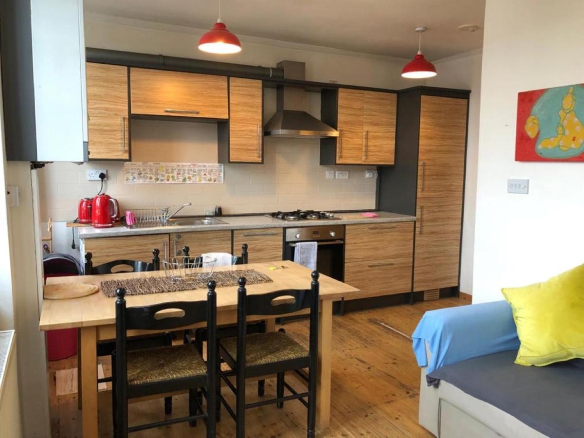 Splendid 1 Bedroom Flat + Terrace Λονδίνο Εξωτερικό φωτογραφία